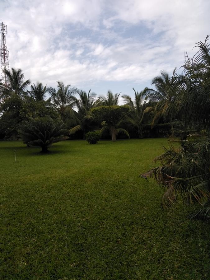 Jua Baharini Bed and Breakfast Malindi Exteriör bild